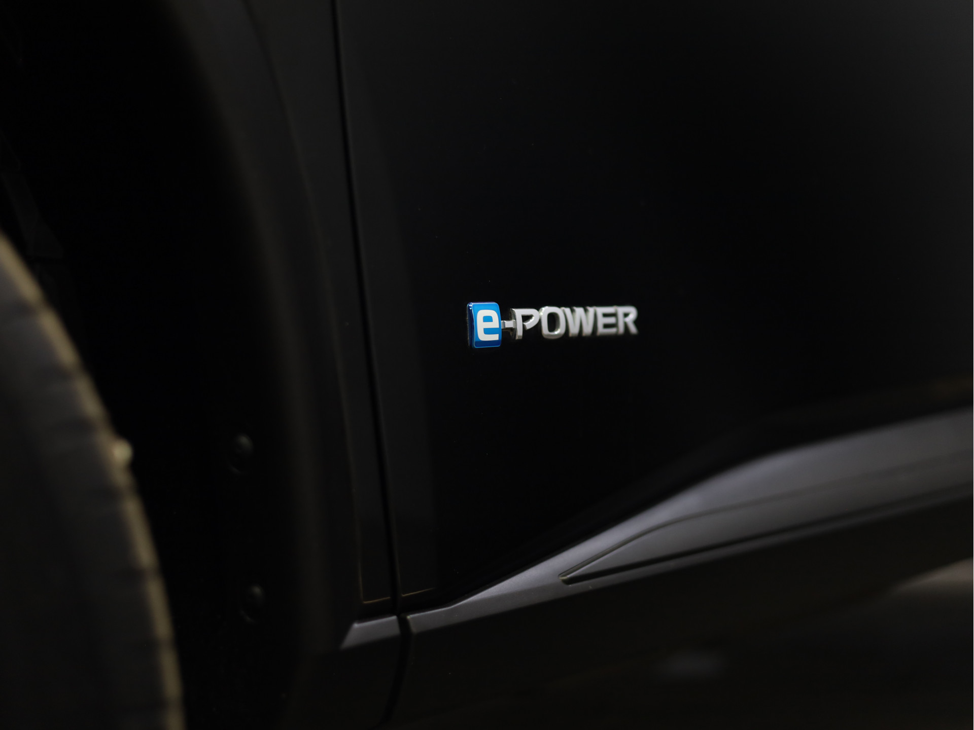 47307790-20.jpg