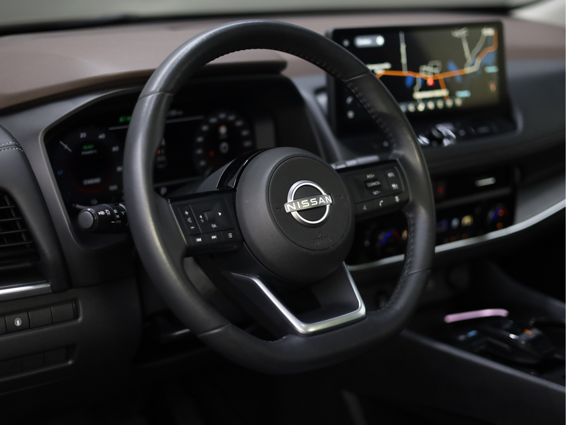 47307790-22.jpg