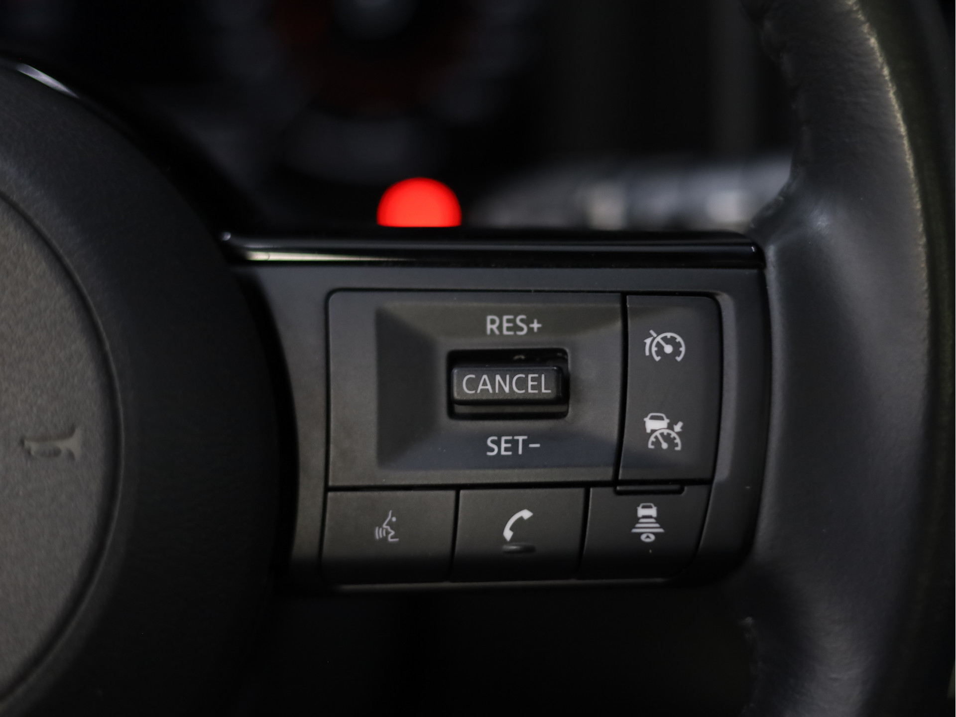47307790-25.jpg