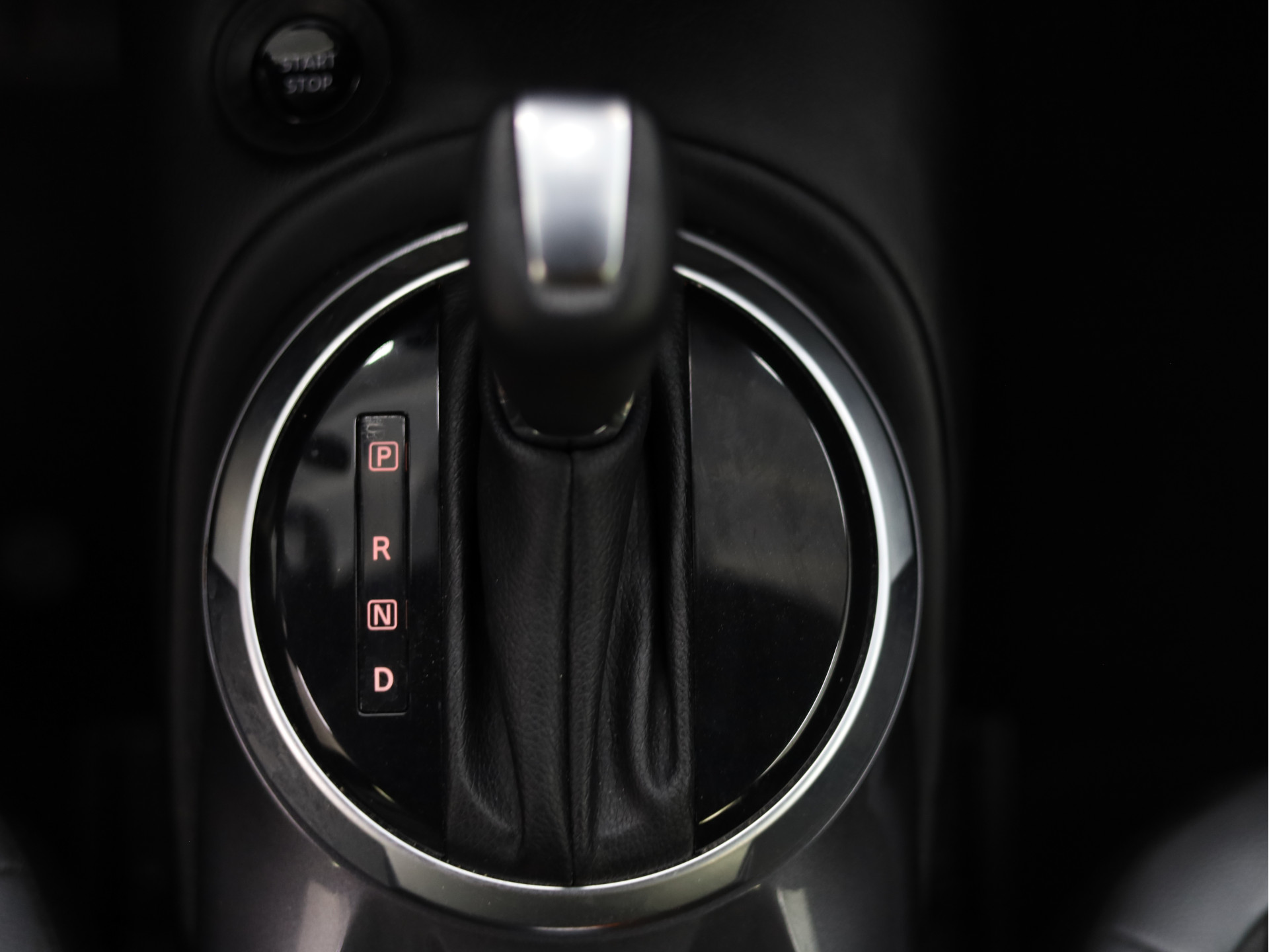 47374099-11.jpg