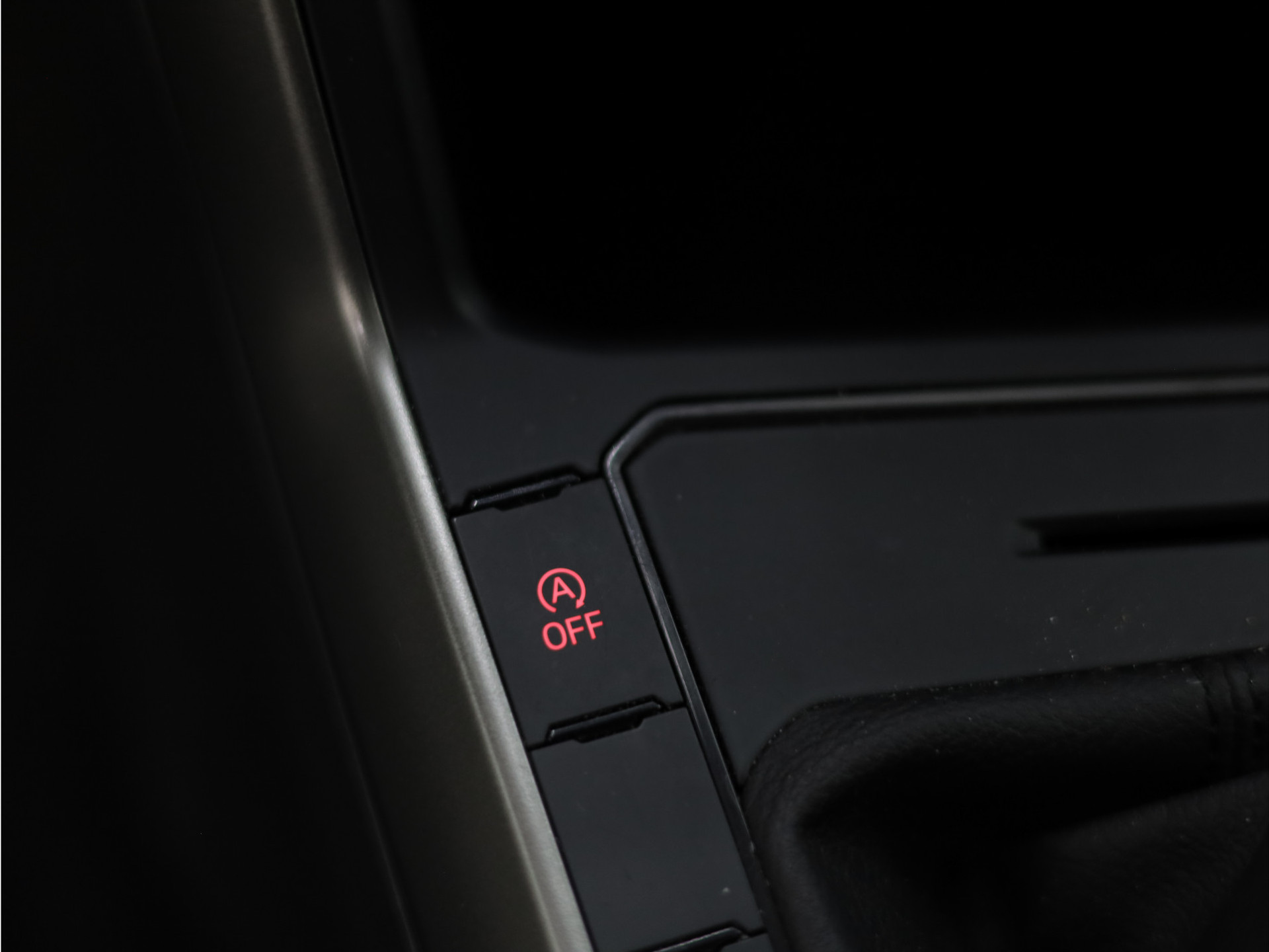 48402259-33.jpg